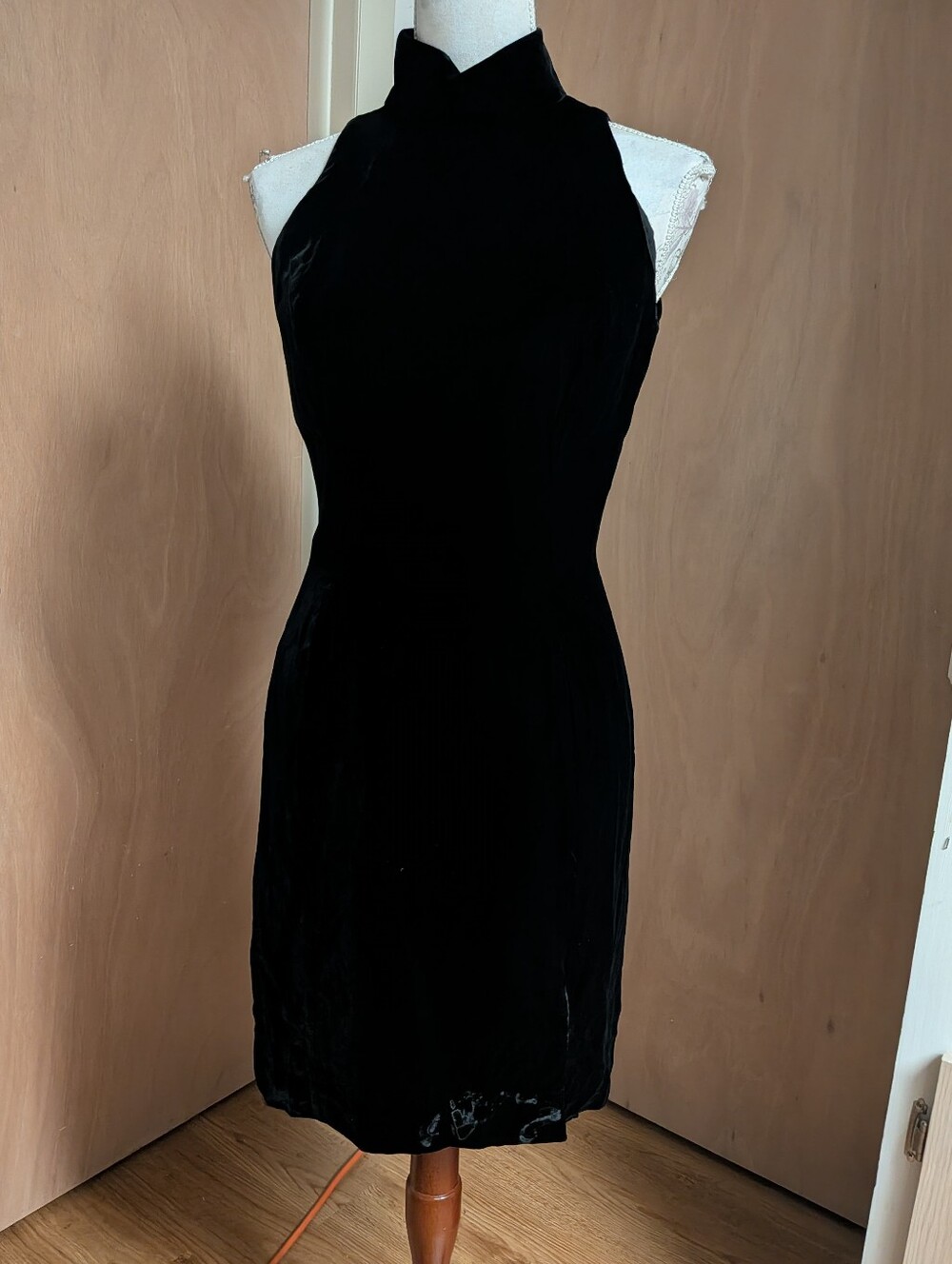 Rimini Vintage Black Velvet Mock Neck Fitted Dress Size 4